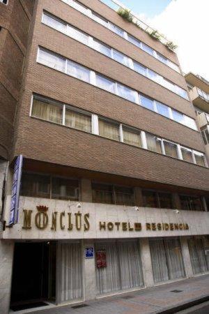 Monclus Hotel Palencia Bagian luar foto